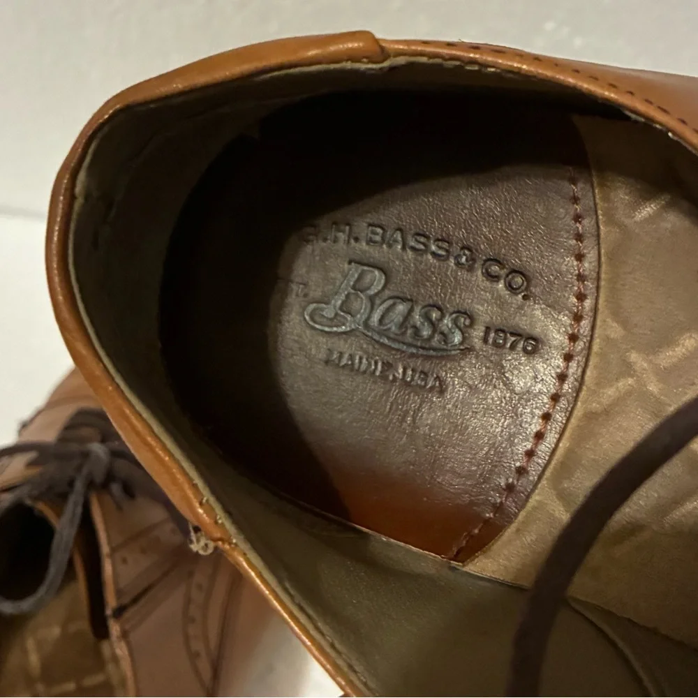 GH Bass & Co Shoes Sz 11 M Wilson Buck Cognac Eye Lace Up Leather Needs Laces